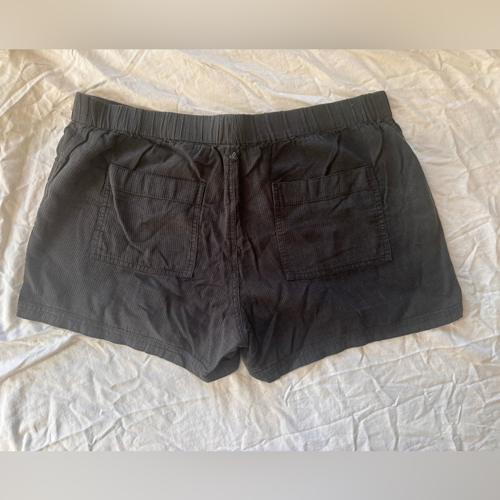 Pull on Prana corduroy shorts - XL